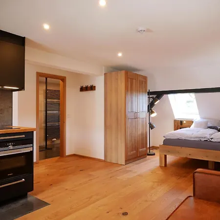 Appartement Rinken 9 *